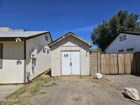 Exterior - 2818 E Villa Rita Dr, Phoenix, AZ 85032 photo 5 of 12