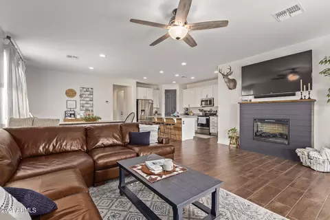 Living - 9849 E Cotton Rd, Florence, AZ 85132 photo 4 of 4