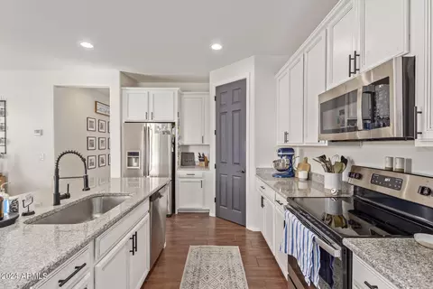 Kitchen - 9849 E Cotton Rd, Florence, AZ 85132 photo 3 of 3