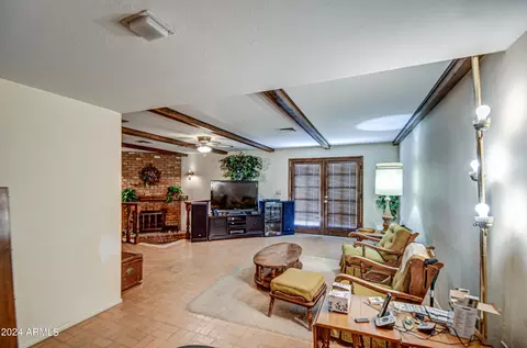 Living - 1133 E 8th Pl, Mesa, AZ 85203 photo 3 of 4