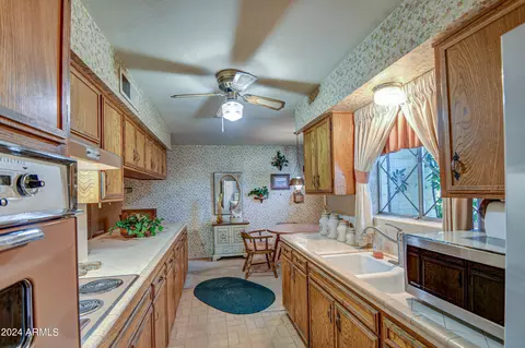Kitchen - 1133 E 8th Pl, Mesa, AZ 85203 photo 4 of 4