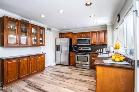 5075 N Granite Reef Rd, Scottsdale, AZ 85250