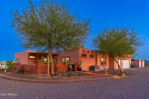 52669 W Venise Dr, Maricopa, AZ 85139