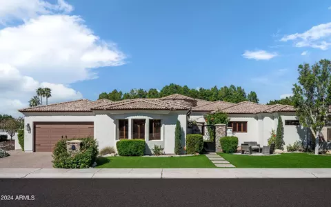 7102 N 18th St, Phoenix, AZ 85020