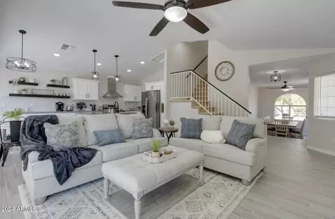 1353 W Glenmere Dr, Chandler, AZ 85224