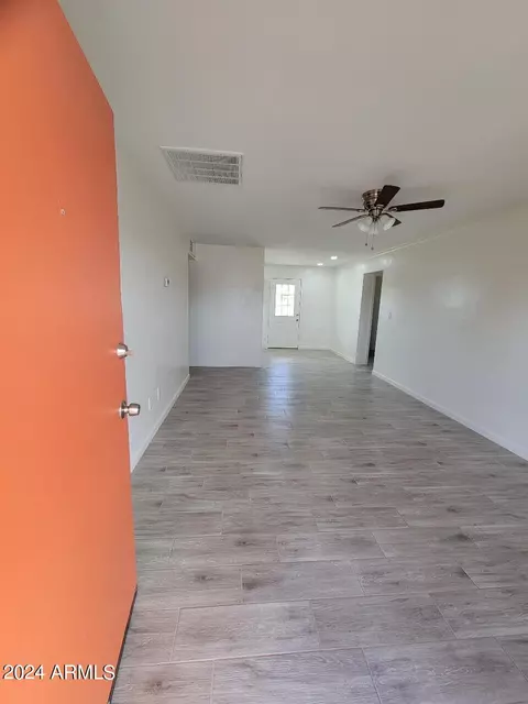 1318 E Grove St, Phoenix, AZ 85040 photo 3