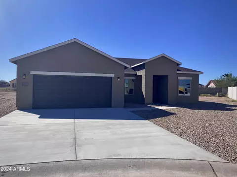 13075 S Lavato Cir, Arizona City, AZ 85123