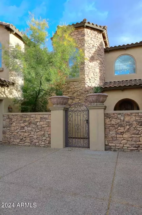 Exterior - 3725 E Bryce Ln, Phoenix, AZ 85050 photo 16 of 31