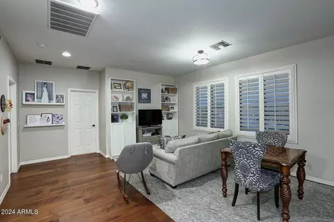 Living - 3725 E Bryce Ln, Phoenix, AZ 85050 photo 7 of 11