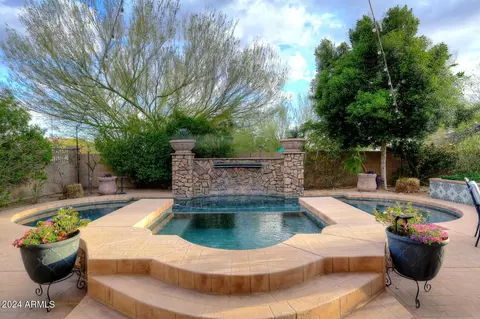 Exterior - 3725 E Bryce Ln, Phoenix, AZ 85050 photo 6 of 31