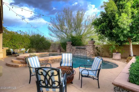 Exterior - 3725 E Bryce Ln, Phoenix, AZ 85050 photo 9 of 31