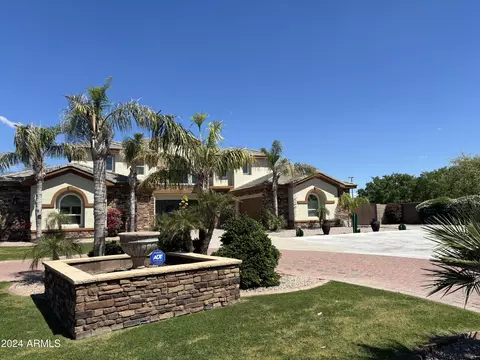 Exterior - 2884 E Clifton Ct, Gilbert, AZ 85295 photo 31 of 35