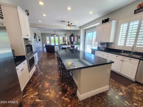 Kitchen - 2884 E Clifton Ct, Gilbert, AZ 85295 photo 10 of 10