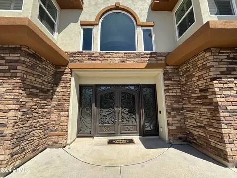 Exterior - 2884 E Clifton Ct, Gilbert, AZ 85295 photo 2 of 35