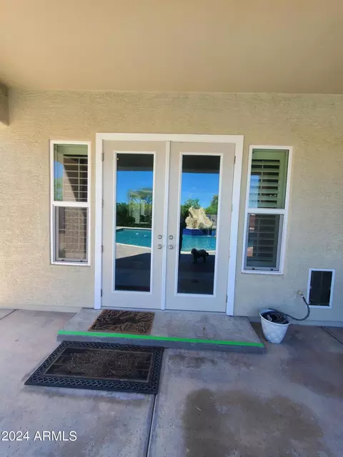 Exterior - 2884 E Clifton Ct, Gilbert, AZ 85295 photo 18 of 35