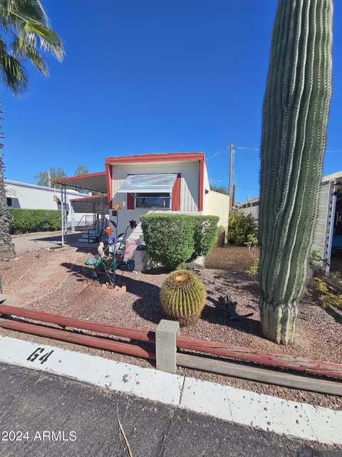 900 S Idaho Rd #64, Apache Junction, AZ 85119