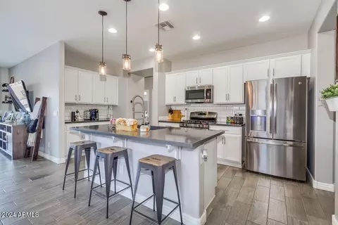 Kitchen - 2685 E Daniel Dr, Gilbert, AZ 85298 photo 1 of 6