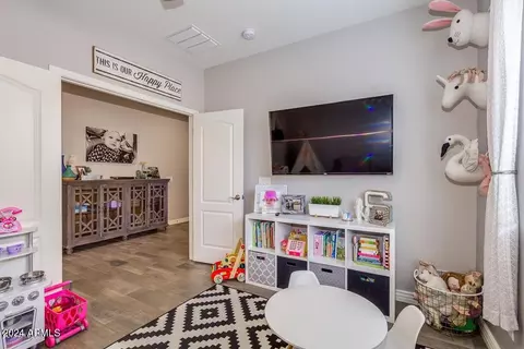 Bedroom - 2685 E Daniel Dr, Gilbert, AZ 85298 photo 6 of 6