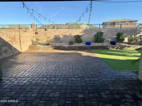 Exterior - 2685 E Daniel Dr, Gilbert, AZ 85298 photo 13 of 14