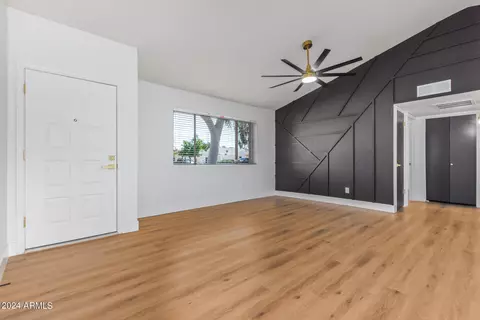 20802 N 6th Dr, Phoenix, AZ 85027