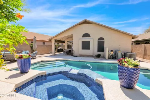 4630 E Swilling Rd, Phoenix, AZ 85050