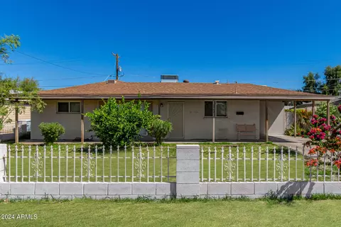 2742 W Highland Ave, Phoenix, AZ 85017