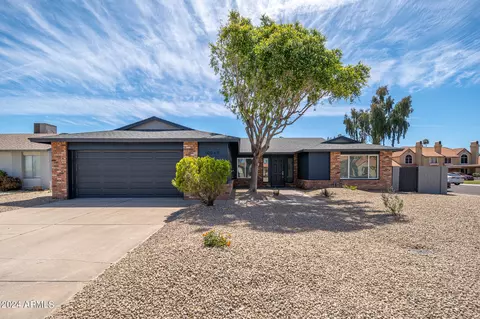 10069 W Minnezona Ave, Phoenix, AZ 85037