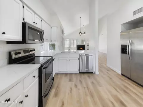 2321 E Millbrae Ct, Gilbert, AZ 85234 photo 8