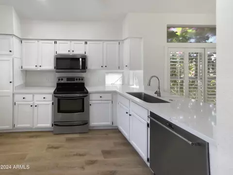 2321 E Millbrae Ct, Gilbert, AZ 85234 photo 7