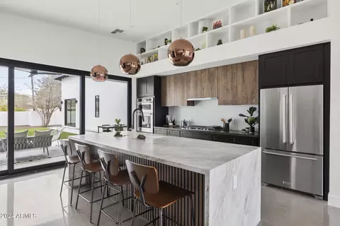 75 E Griswold Rd, Phoenix, AZ 85020