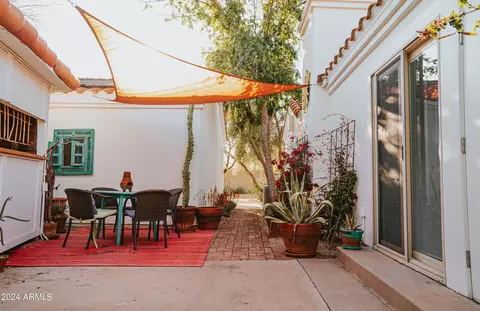 Exterior - 4701 E Cholla St, Phoenix, AZ 85028 photo 7 of 21