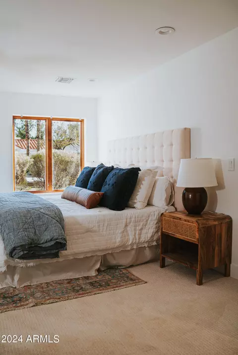 Bedroom - 4701 E Cholla St, Phoenix, AZ 85028 photo 1 of 3