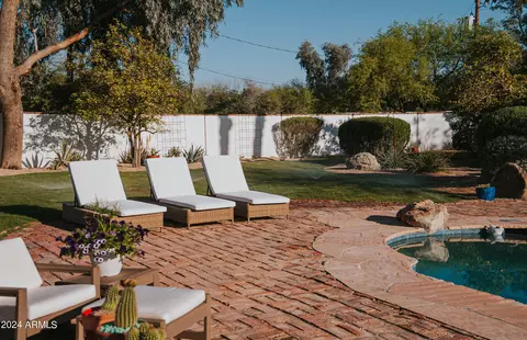 Exterior - 4701 E Cholla St, Phoenix, AZ 85028 photo 5 of 21