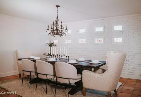 Dining - 4701 E Cholla St, Phoenix, AZ 85028 photo 3 of 5