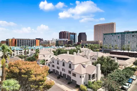 100 E Fillmore St #209, Phoenix, AZ 85004