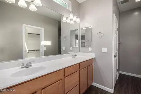 Bath - 7231 E Onza Ave, Mesa, AZ 85212 photo 1 of 4
