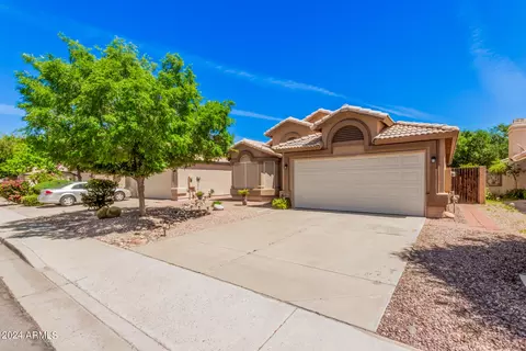 465 S Ash St, Gilbert, AZ 85233 photo 3
