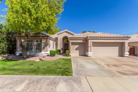 22367 N 68th Dr, Glendale, AZ 85310
