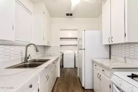 2802 Earll Dr, Phoenix, AZ 85016 photo 12