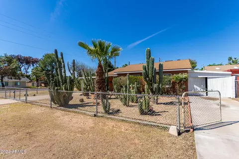 2802 Earll Dr, Phoenix, AZ 85016 photo 6