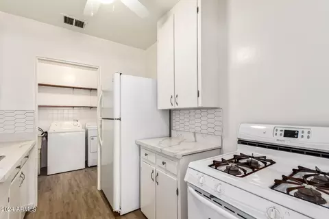 2802 Earll Dr, Phoenix, AZ 85016 photo 10