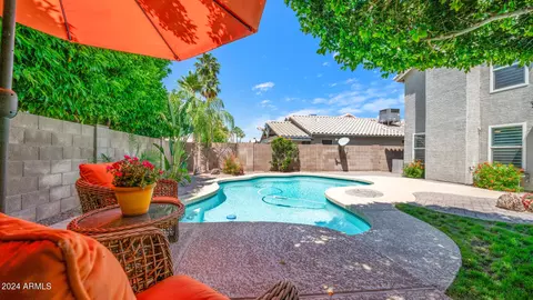 3939 E Morrow Dr, Phoenix, AZ 85050