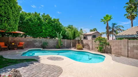 3939 E Morrow Dr, Phoenix, AZ 85050 photo 9