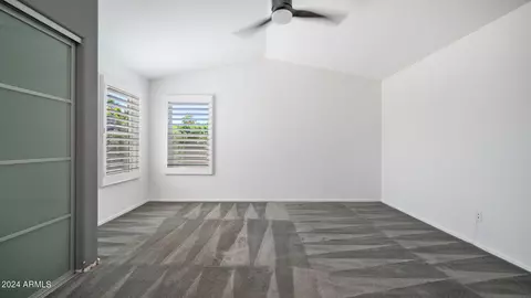 3939 E Morrow Dr, Phoenix, AZ 85050 photo 24