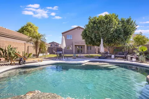11324 W Hazelwood St, Phoenix, AZ 85037