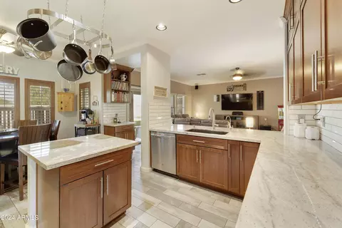 3260 S Colt Dr, Gilbert, AZ 85297