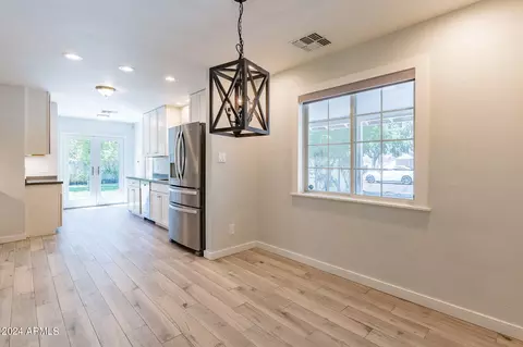 1821 E Bethany Home Rd, Phoenix, AZ 85016 photo 10