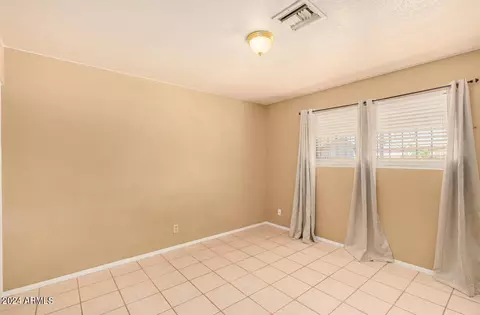 420 Euclid Ave, Phoenix, AZ 85042 photo 12