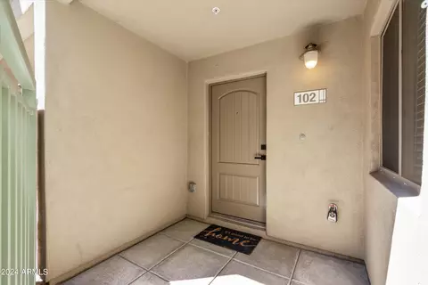 815 E Rose Ln #102, Phoenix, AZ 85014 photo 7