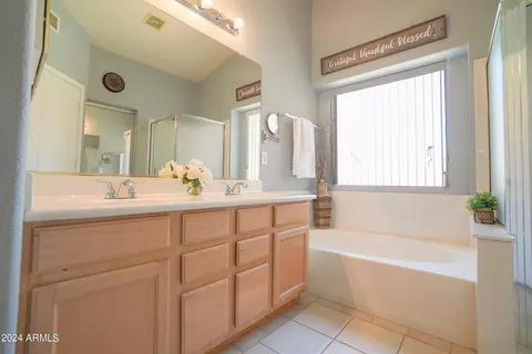 Bath - 1710 E Tulsa St, Gilbert, AZ 85295 photo 2 of 4